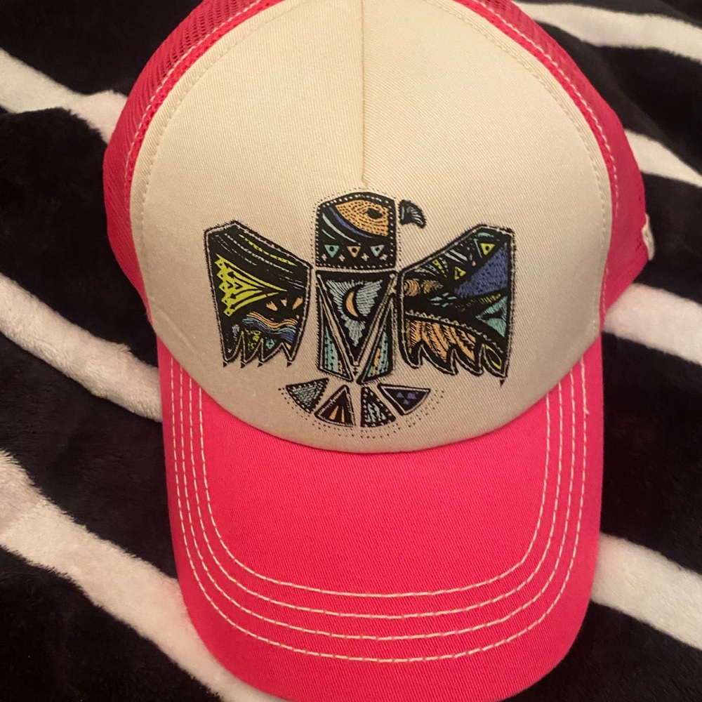 Billabong hat pink bird